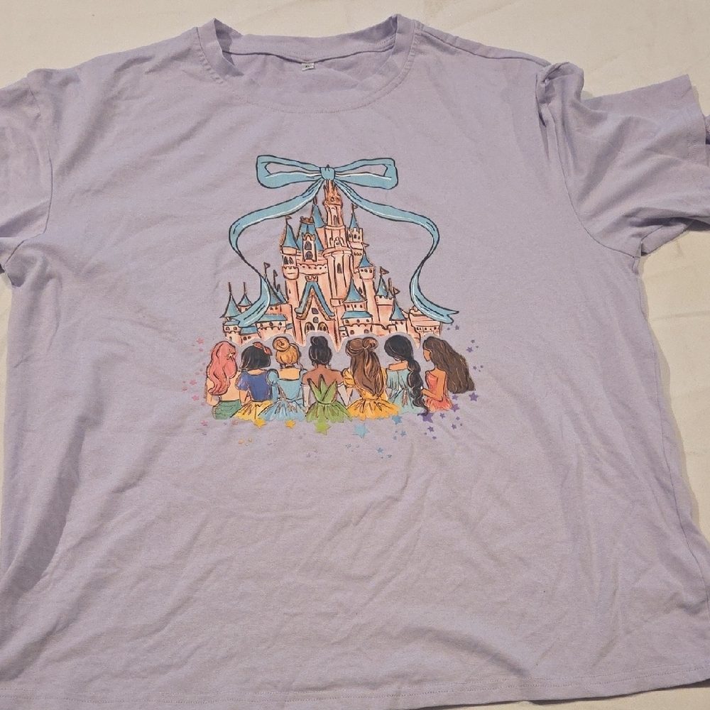 Source Unknown Lavender Short Sleeve Tee with Pastel Castle & Princesses